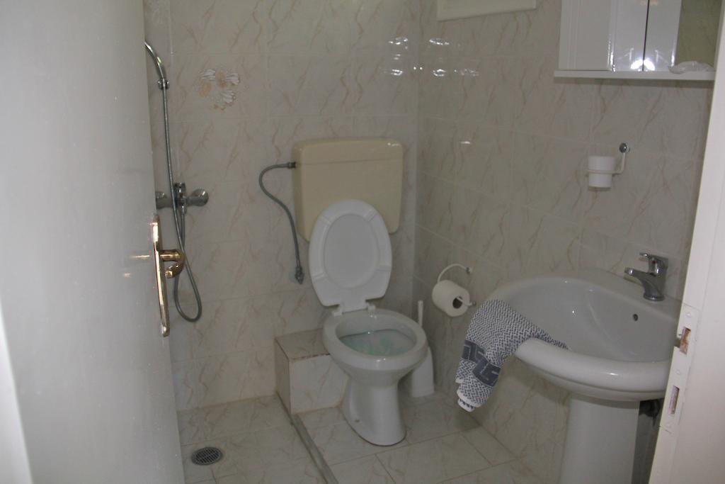 Theodora Studios Geni  Phòng bức ảnh
